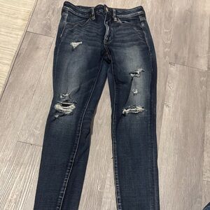 American Eagle Distressed Dark Blue Women's Jeans